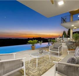 Luxury 4-Bedroom Villa with generous sized Infinity Pool near Buje, Istria. Sleeps 8
